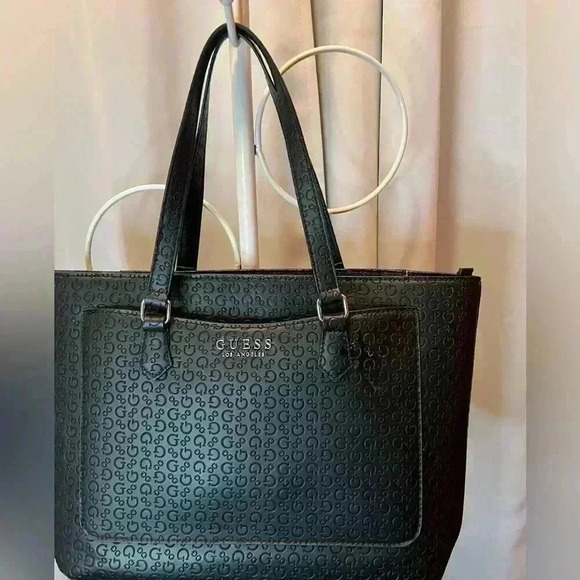 Guess Black Graphic Tote Women's Fashion Purse - Picture 1 of 6